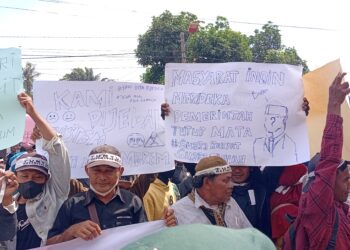 Agenda Rutin 5 Tahun Sekali Pasca Pergantian Kepala Daerah, Ratusan Massa Kembali Pertanyakan Nasib Usulan Kampung Definitif di Mataram Udik