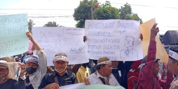 Agenda Rutin 5 Tahun Sekali Pasca Pergantian Kepala Daerah, Ratusan Massa Kembali Pertanyakan Nasib Usulan Kampung Definitif di Mataram Udik